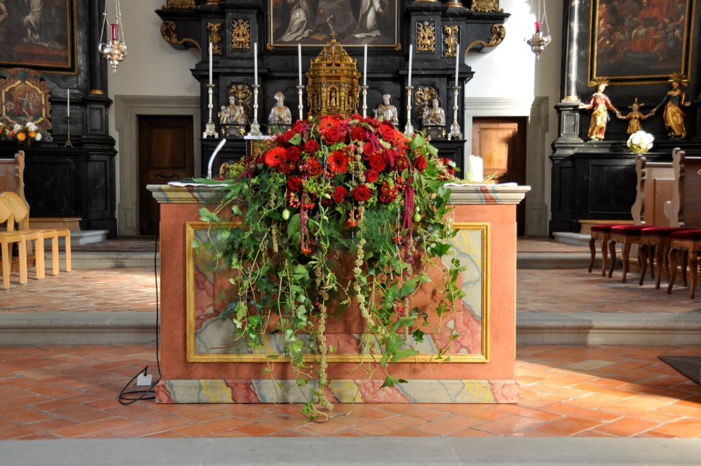 Blumen-PurPur-Hochzeitsfloristik-262