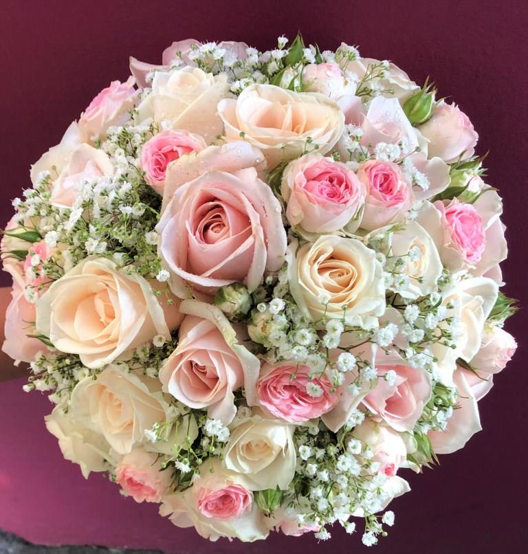 Blumen-PurPur-Hochzeitsfloristik-332