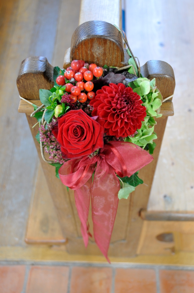 Blumen-PurPur-Hochzeitsfloristik-441
