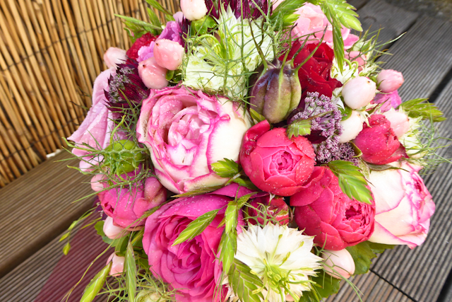 Blumen-PurPur-Hochzeitsfloristik-449