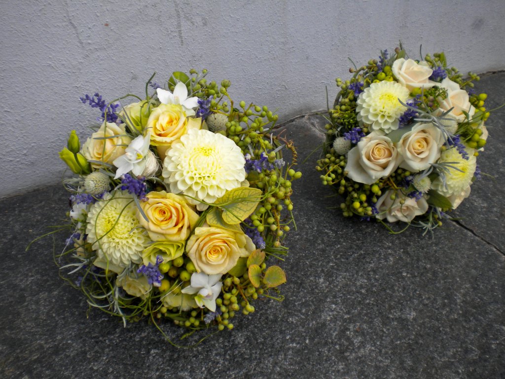 Blumen-PurPur-Hochzeitsfloristik-711