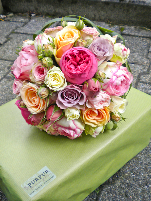 Blumen-PurPur-Hochzeitsfloristik-995