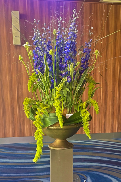 2108_Blumen-PurPur-Raumschmuck-Firmenkunden_280
