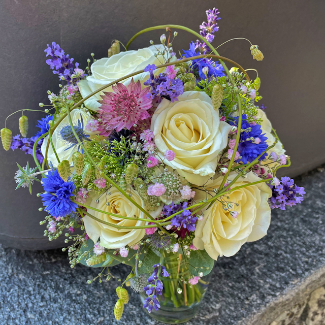 2207_Blumen-PurPur-Hochzeitsfloristik_329